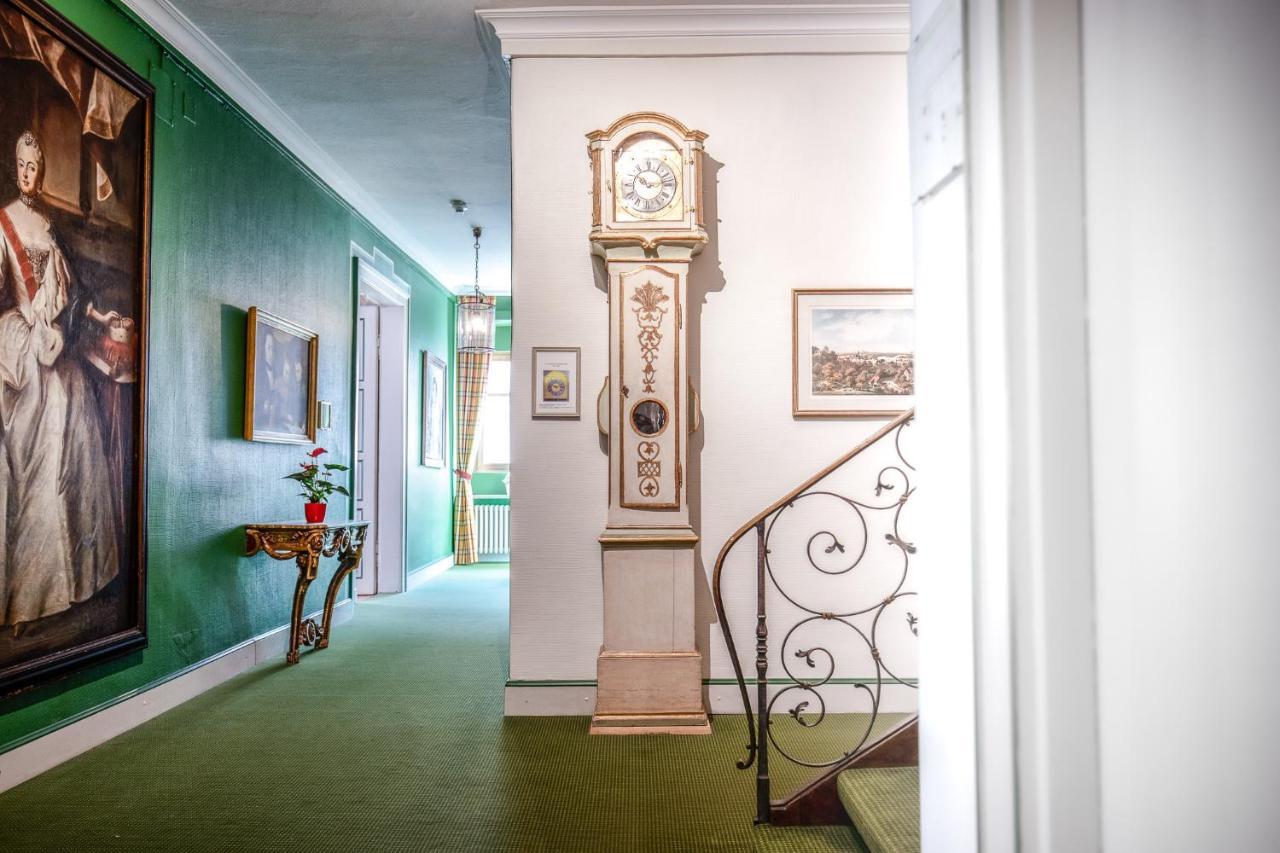 Romantik Hotel Zur Post เฟือร์สเทนเฟลด์บรุค ภายนอก รูปภาพ